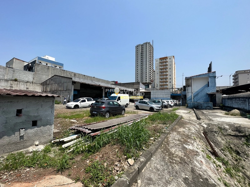 Terreno de 1830 M2: 8ª foto da galeria de imagens do imóvel