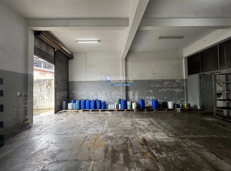 Galpão industrial para aluguel no Canhema em Diadema : 3ª foto da galeria de imagens do imóvel