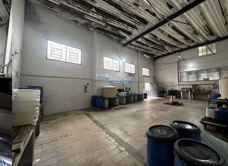 Galpão industrial para aluguel no Canhema em Diadema : 2ª foto da galeria de imagens do imóvel