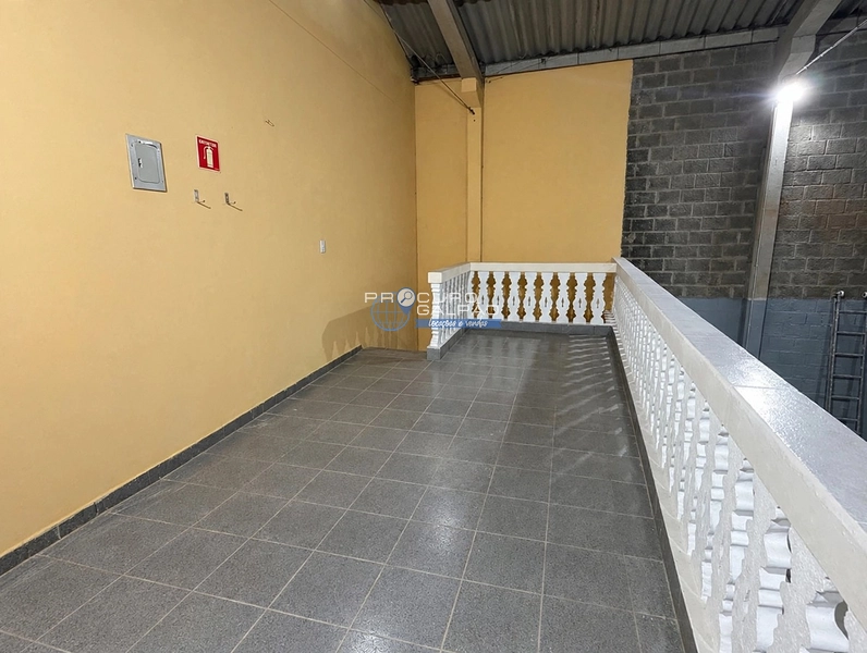 Galpão para Alugar | 350 m² | Jardim Santa Adélia - São Paulo: 5ª foto da galeria de imagens do imóvel