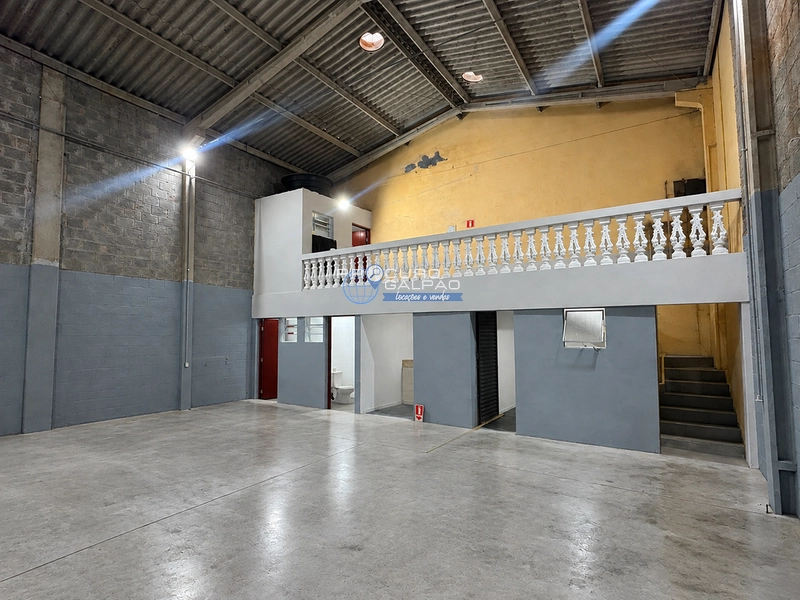 Galpão para Alugar | 350 m² | Jardim Santa Adélia - São Paulo: 4ª foto da galeria de imagens do imóvel