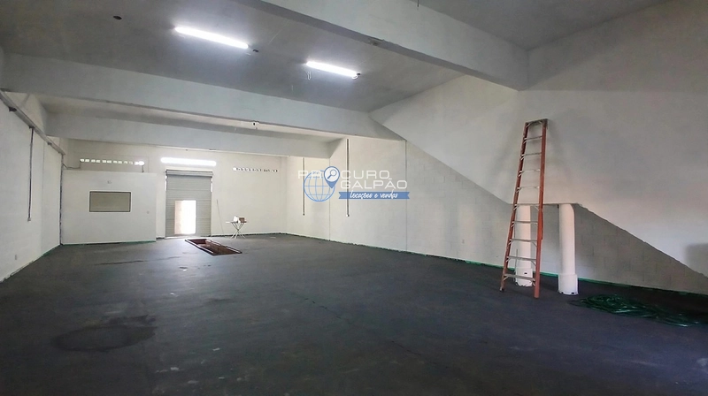 Salão Comercial para Alugar | 300 m² | Santo Antônio – Santo André: 4ª foto da galeria de imagens do imóvel
