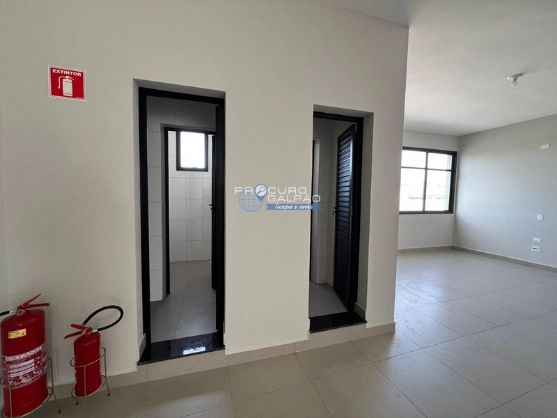 Galpão para Alugar | 400 m² | Jardim Santo Alberto - Santo André: 8ª foto da galeria de imagens do imóvel