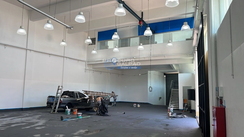 Galpão industrial para aluguel em Santo André, Vila Metalúrgica : 2ª foto da galeria de imagens do imóvel