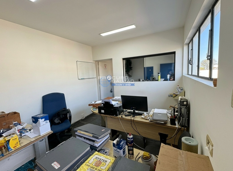 Galpão industrial com pátio amplo para aluguel em Santo André : 6ª foto da galeria de imagens do imóvel