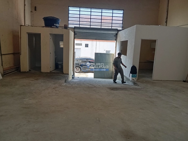 Galpão para Alugar | 500 m² | Vila Antonieta - São Paulo: 2ª foto da galeria de imagens do imóvel