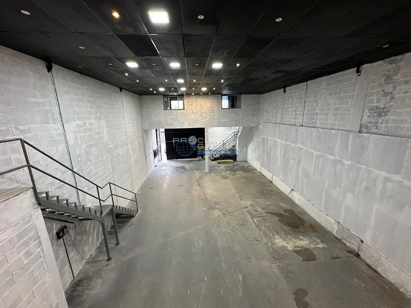 Galpão Industrial - Energia trifásico 99 KVA: 7ª foto da galeria de imagens do imóvel