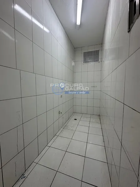 Galpão Industrial - Energia trifásico 99 KVA: 8ª foto da galeria de imagens do imóvel