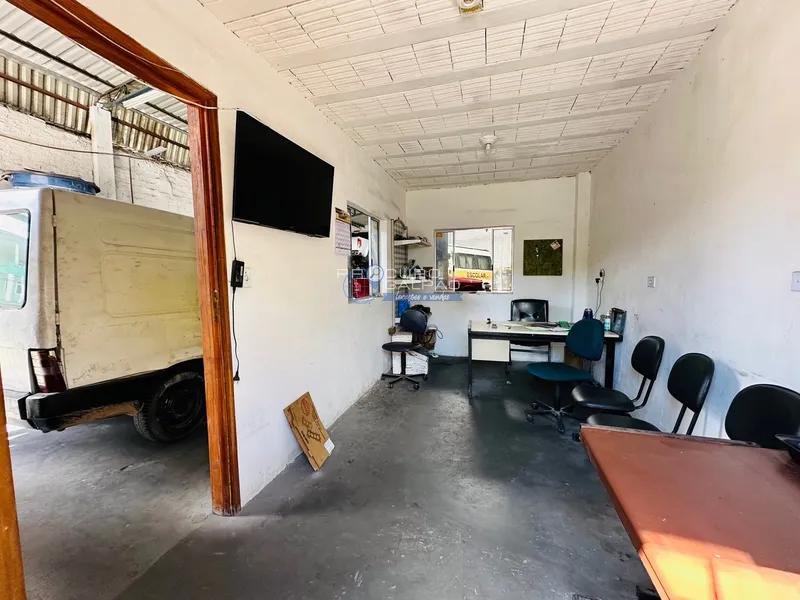 Galpão com eneGalpão para Locação – 180 m² | Bairro Silvia Maria – Mauá: 2ª foto da galeria de imagens do imóvel