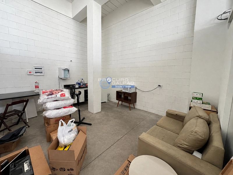 Galpão Comercial para Alugar | 350 m² | Utinga - Santo André: 7ª foto da galeria de imagens do imóvel