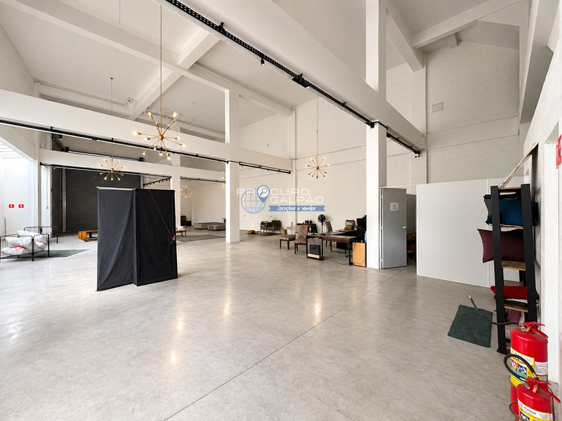 Galpão Comercial para Alugar | 350 m² | Utinga - Santo André: 1ª foto da galeria de imagens do imóvel