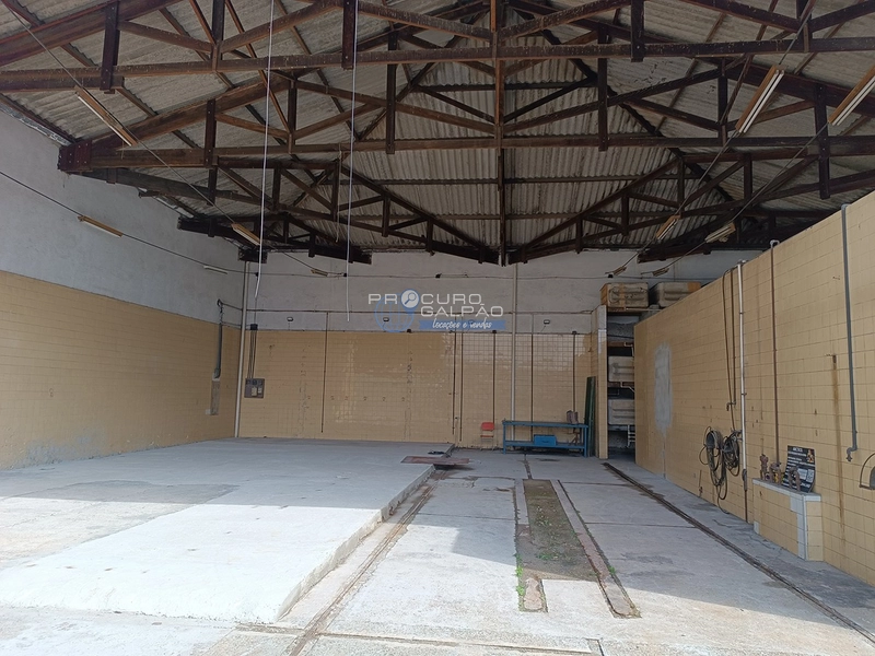 Galpão para alugar em Santo André, Vila Homero Thon: 3ª foto da galeria de imagens do imóvel