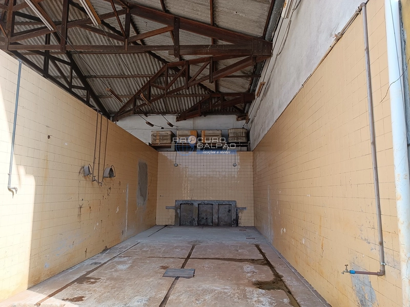 Galpão para alugar em Santo André, Vila Homero Thon: 2ª foto da galeria de imagens do imóvel