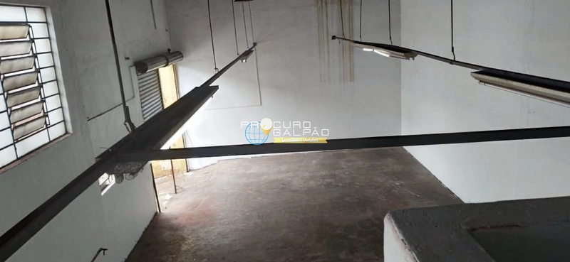 OPORTUNIDADE EM DIADEMA GALPÃO R$ 5.500 POR MÊS - RUA LARGA DE ESQUINA: 4ª foto da galeria de imagens do imóvel