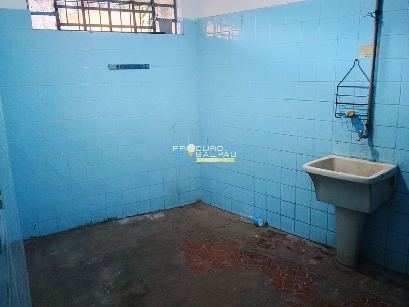 OPORTUNIDADE EM DIADEMA GALPÃO R$ 5.500 POR MÊS - RUA LARGA DE ESQUINA: 6ª foto da galeria de imagens do imóvel