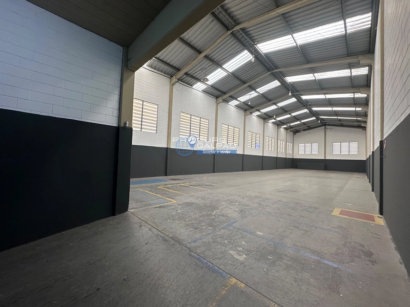 Galpão Industrial para Alugar | 682 m² | Conceição | Diadema: 3ª foto da galeria de imagens do imóvel