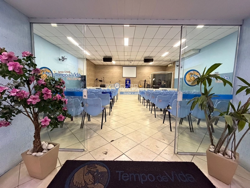 Salão Comercial com Excelente Visibilidade e Alto Fluxo: 10ª foto da galeria de imagens do imóvel