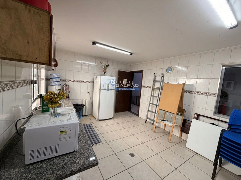 Salão Comercial com Excelente Visibilidade e Alto Fluxo: 8ª foto da galeria de imagens do imóvel