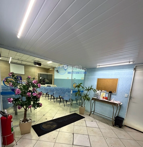 Salão Comercial com Excelente Visibilidade e Alto Fluxo: 12ª foto da galeria de imagens do imóvel