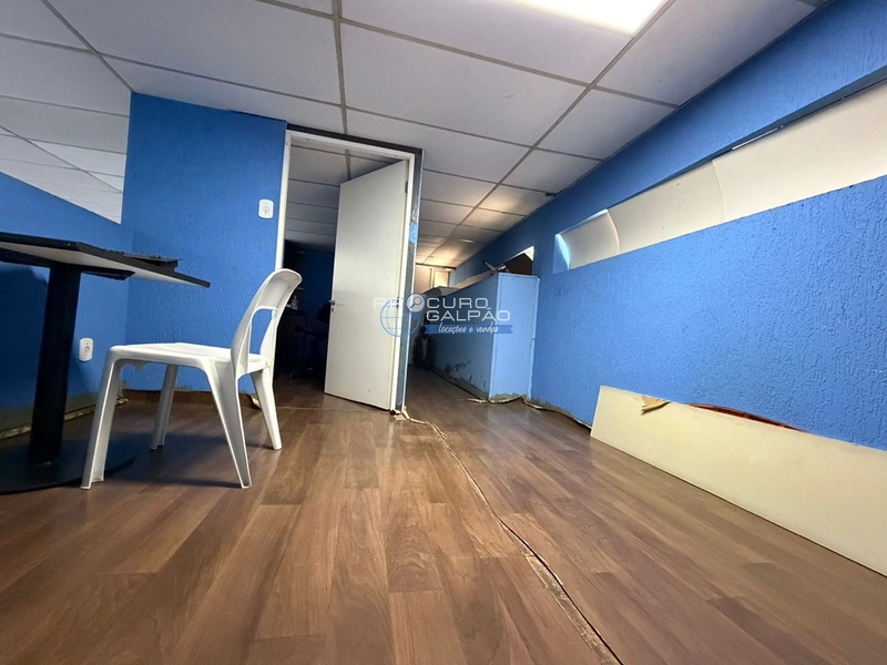 Salão Comercial com Excelente Visibilidade e Alto Fluxo: 4ª foto da galeria de imagens do imóvel