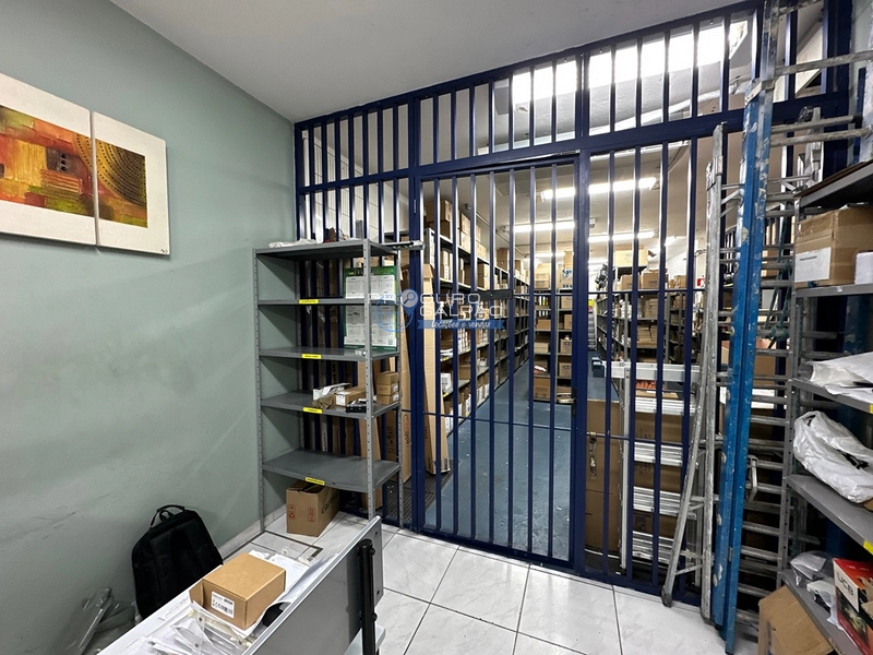 Estratégica para empresas que valorizam espaço, organização e presença corporativa.: 21ª foto da galeria de imagens do imóvel