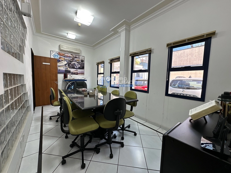Estratégica para empresas que valorizam espaço, organização e presença corporativa.: 12ª foto da galeria de imagens do imóvel