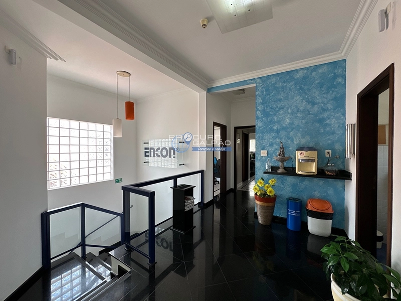 Estratégica para empresas que valorizam espaço, organização e presença corporativa.: 15ª foto da galeria de imagens do imóvel