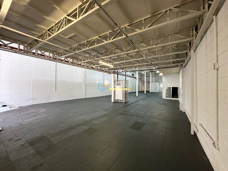 Galpão Comercial ou Industrial para Venda ou Locação, São Caetano: 2ª foto da galeria de imagens do imóvel