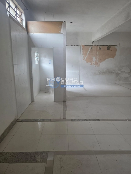 Salão para alugar em Mauá com ótima localização : 5ª foto da galeria de imagens do imóvel