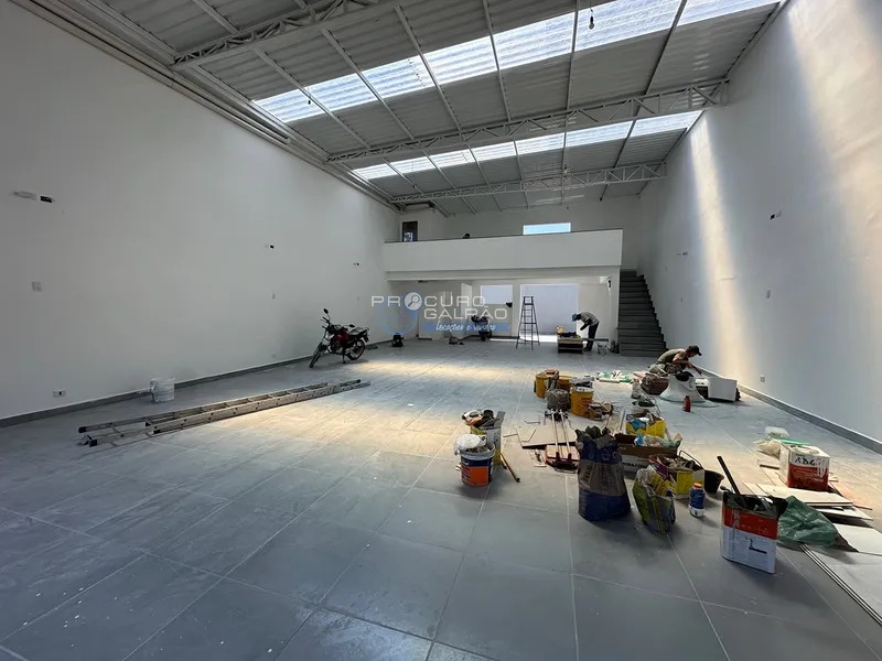 Galpão avenida de grande fluxo : 1ª foto da galeria de imagens do imóvel