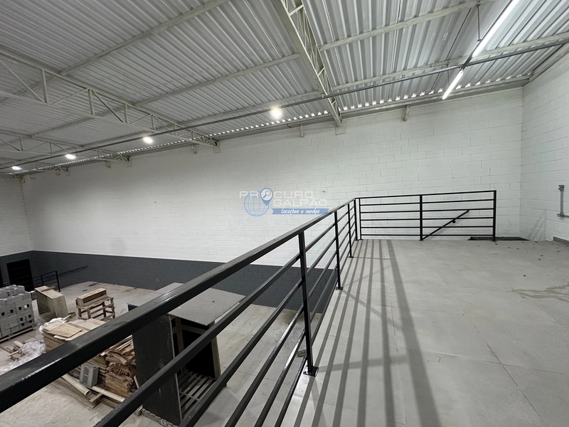 Galpão para Locação – 270 m² | Excelente Localização: 15ª foto da galeria de imagens do imóvel