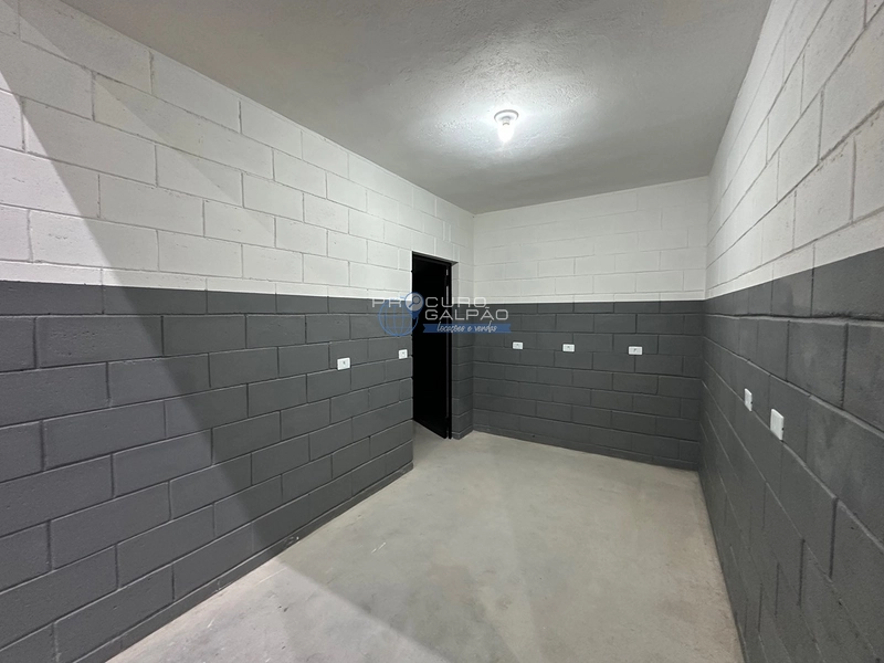 Galpão para Locação – 270 m² | Excelente Localização: 10ª foto da galeria de imagens do imóvel