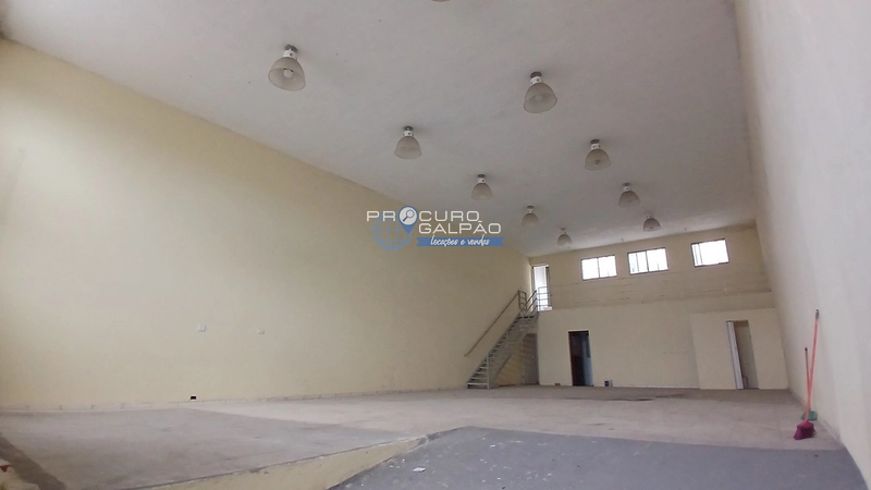 Galpão para Alugar | 305 m² | Vila Luzita – Santo André: 2ª foto da galeria de imagens do imóvel