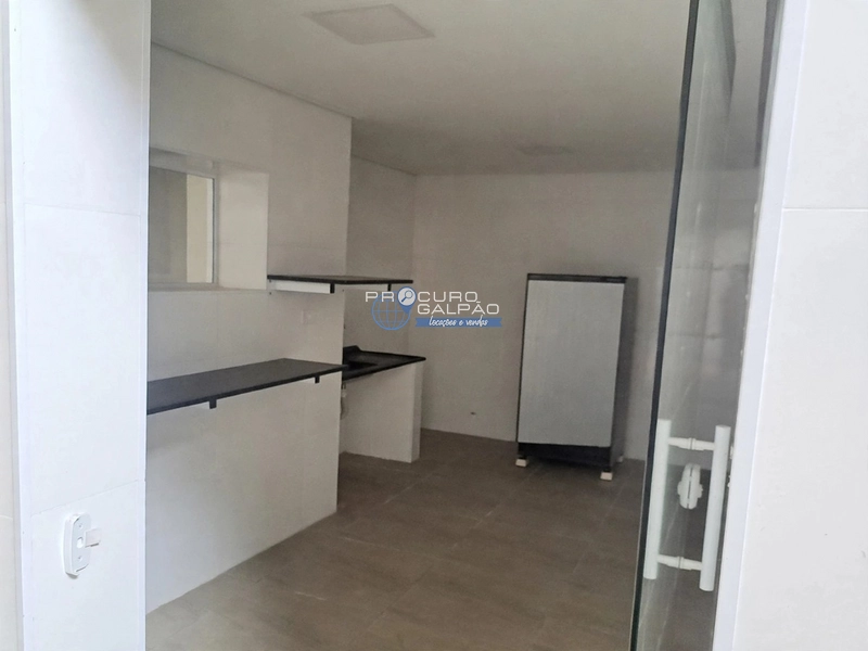 Galpão para Alugar | 351 m² | Vila Liviero - São Paulo: 14ª foto da galeria de imagens do imóvel
