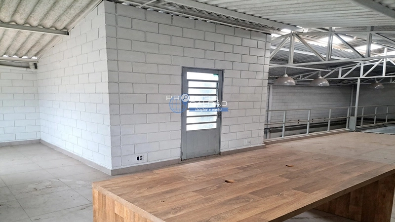 Galpão para Alugar | 351 m² | Vila Liviero - São Paulo: 6ª foto da galeria de imagens do imóvel