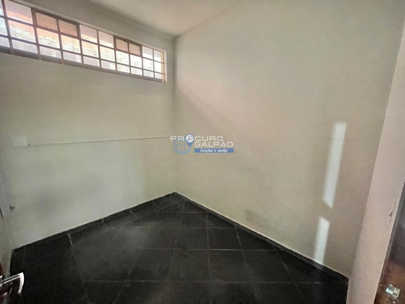Galpão para Alugar | 555 m² | Parque Novo Oratório - Santo André: 13ª foto da galeria de imagens do imóvel