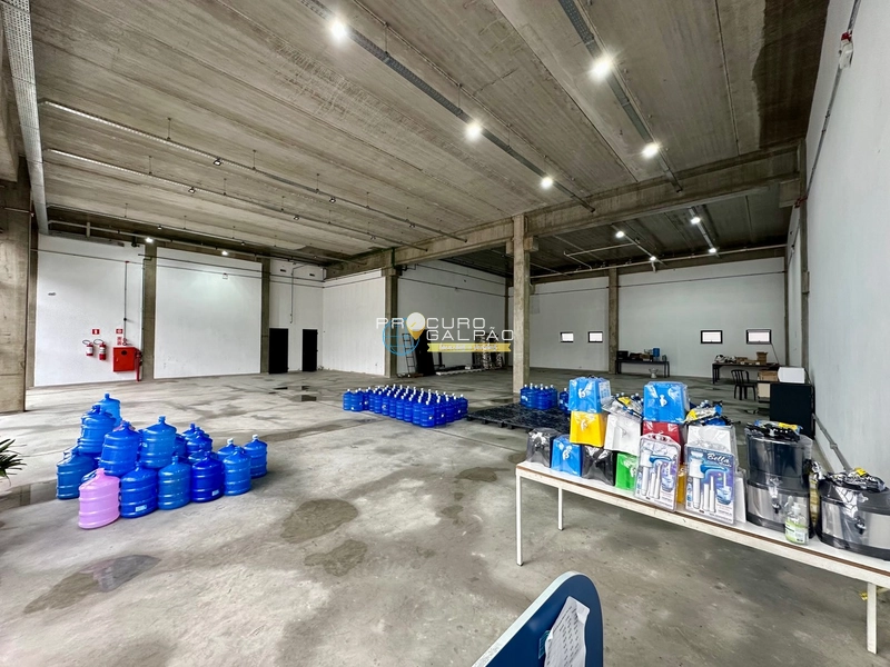 OPORTUNIDADE - SALÃO COMERCIAL GRANDE 500M² CENTRO DE RIBEIRÃO PIRES: 1ª foto da galeria de imagens do imóvel