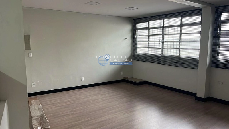 Galpão industrial para aluguel em Utinga, Santo André : 7ª foto da galeria de imagens do imóvel