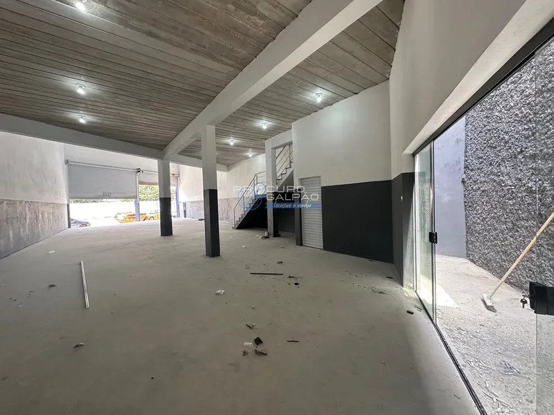 Avenida de grande fluxo: 5ª foto da galeria de imagens do imóvel