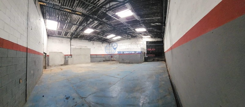 Galpão industrial a venda em Santo André na vila São Pedro: 2ª foto da galeria de imagens do imóvel