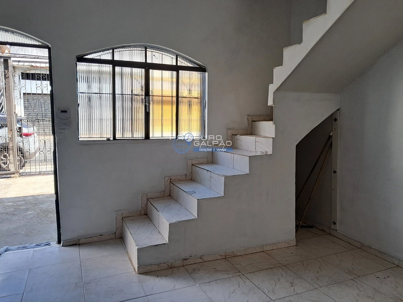 Galpão para locação em Santo André, Jardim Guarará: 3ª foto da galeria de imagens do imóvel