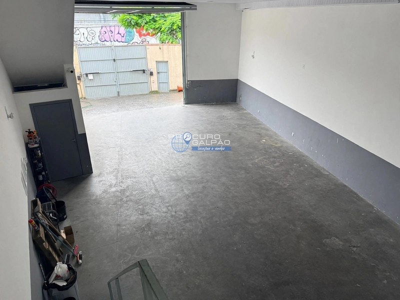 Galpão à Venda com 4 Kitnets | Jardim Bom Pastor - Santo André: 3ª foto da galeria de imagens do imóvel