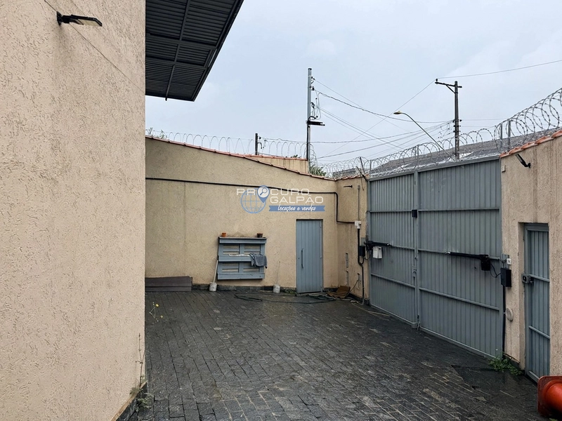 Galpão à Venda com 4 Kitnets | Jardim Bom Pastor - Santo André: 4ª foto da galeria de imagens do imóvel
