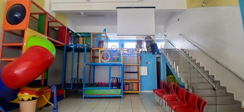Salão comercial para aluguel em Utinga, Santo André : 3ª foto da galeria de imagens do imóvel