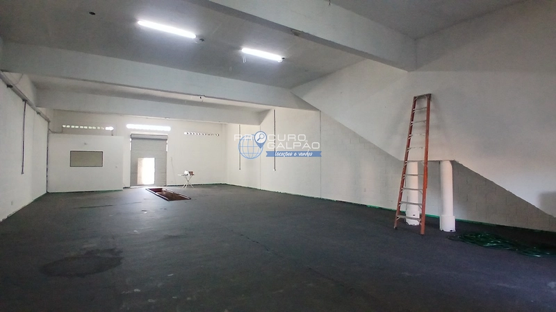 Salão Comercial para Alugar | 500 m² | Jardim Santo Antônio - Santo André: 2ª foto da galeria de imagens do imóvel