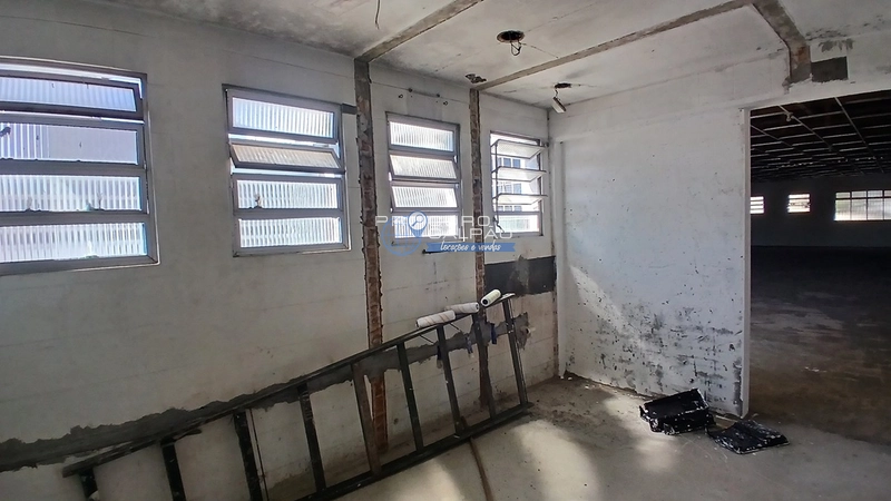 Salão Comercial para Alugar | 500 m² | Jardim Santo Antônio - Santo André: 37ª foto da galeria de imagens do imóvel