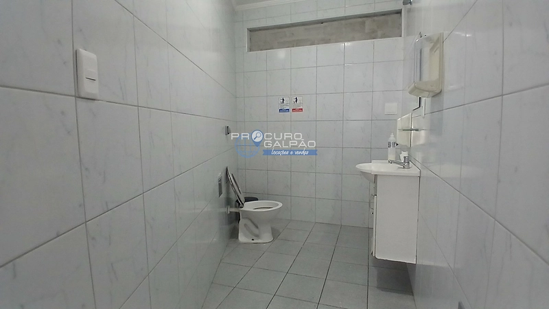 Salão Comercial para Alugar | 500 m² | Jardim Santo Antônio - Santo André: 18ª foto da galeria de imagens do imóvel