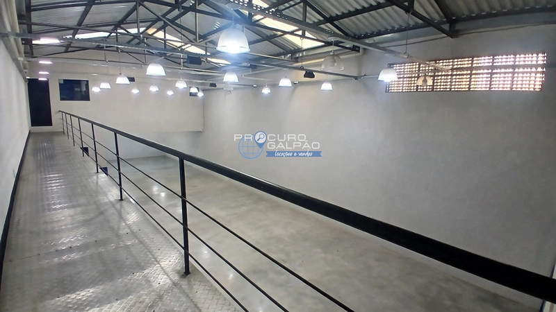 Galpão Comercial para Alugar | 650 m² | Parque Oratório - Santo André: 3ª foto da galeria de imagens do imóvel