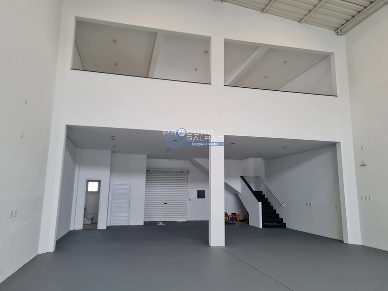 Galpão Comercial para Alugar | 340 m² | Centro – Diadema/SP: 3ª foto da galeria de imagens do imóvel