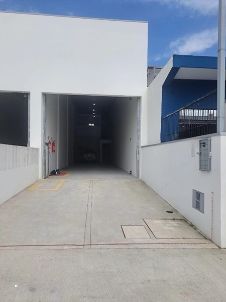 Galpão Industrial para Alugar | 163 m | Vila Pires – Santo André: 2ª foto da galeria de imagens do imóvel